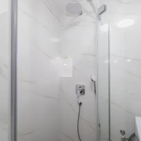 Veranda Μακάρσκα