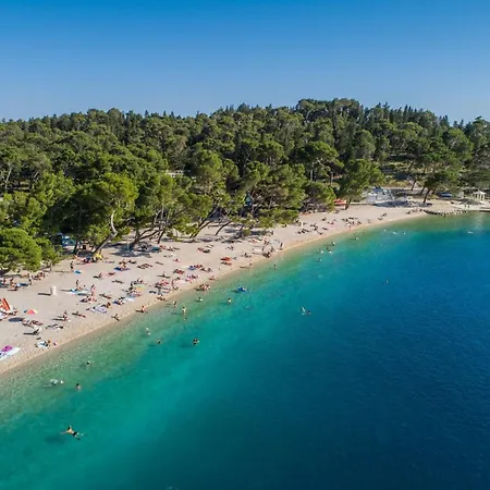 Veranda マカルスカ