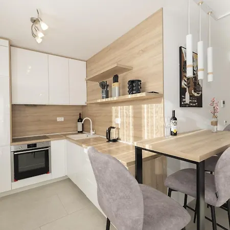 Veranda Apartment