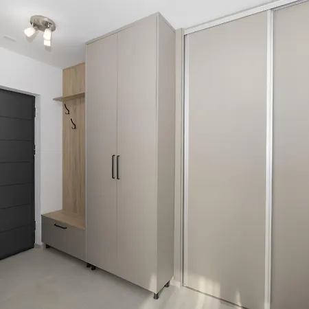 Apartment Veranda *